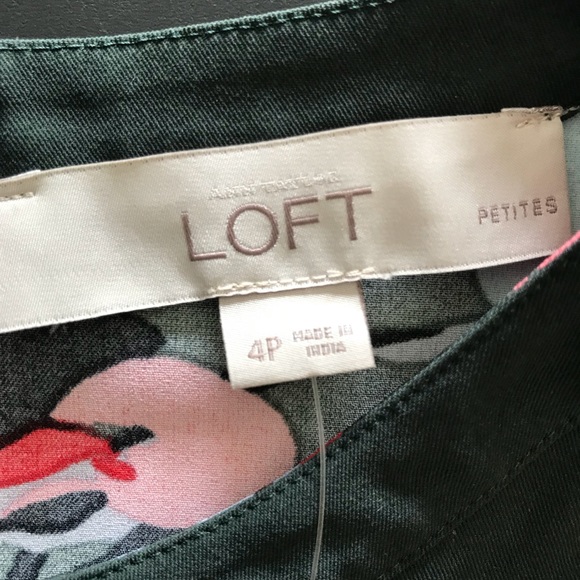 ⭐️HP⭐️ NWT LOFT Floral Shirt Dress Bottle Green - Picture 5 of 8